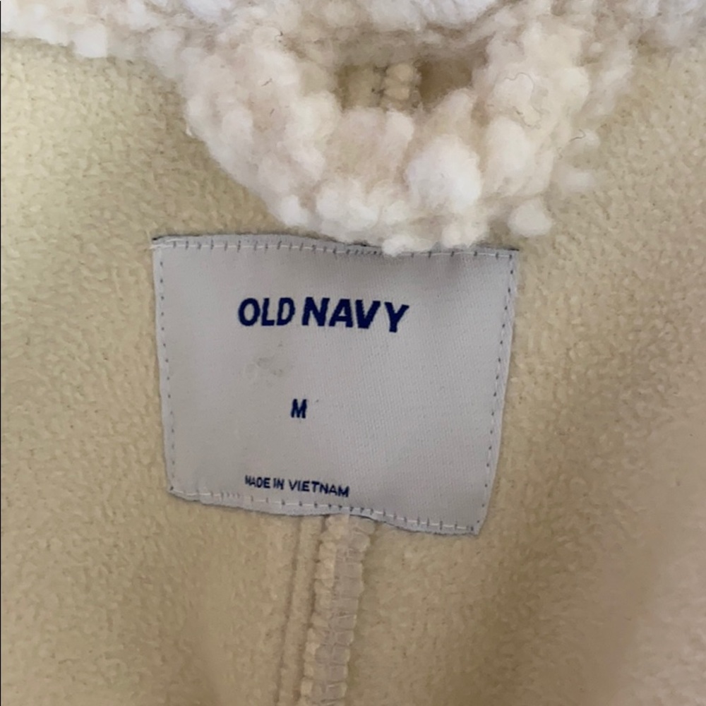 Size Medium Jacket - Picture 6 of 9